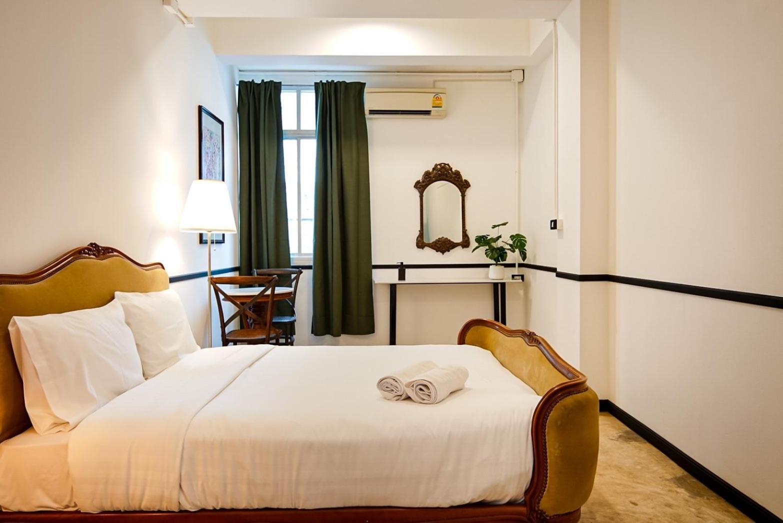 The Character Yaowarat V เดอะ คาแรคเตอร์ เยาวราช 3 Apartment Bangkok Exterior photo